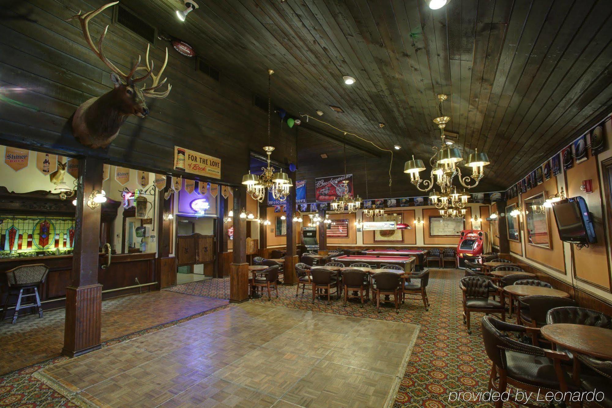 ヨー ランチ ホテル アンド カンファレンス センター カーヴィル エクステリア 写真